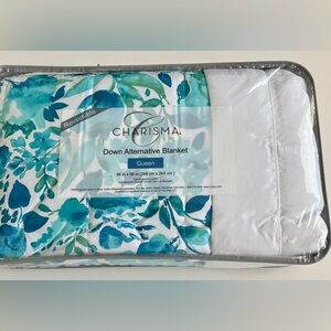 Charisma Down Alternative Blanket